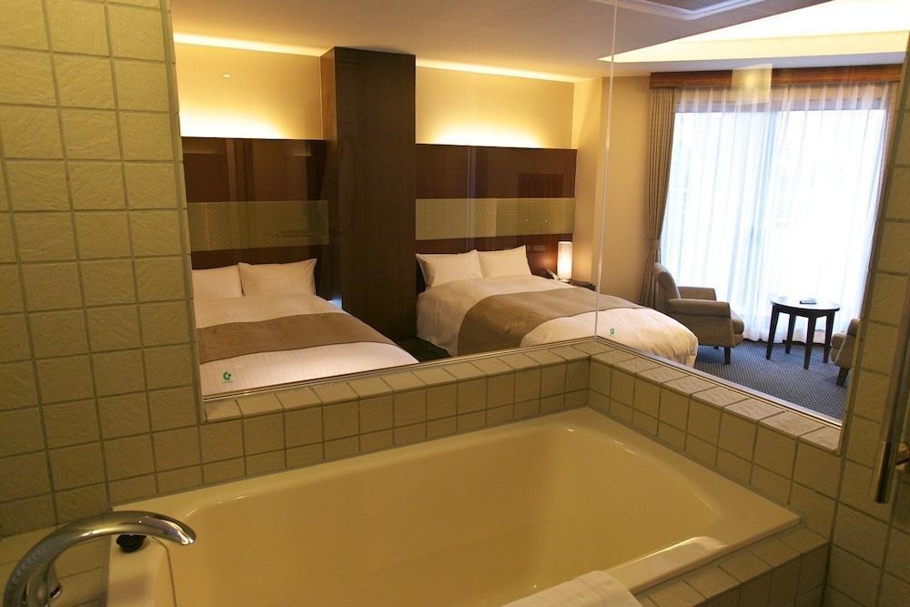 Ryotei Matsuya Honkan Suizenji Kumamoto Exterior foto